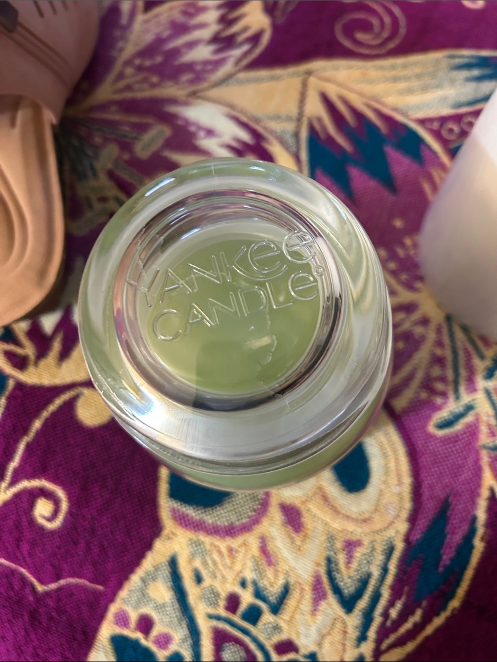 New Yankee Candle Alpine Mint scent in 14.5 Oz - Picture 3 of 9